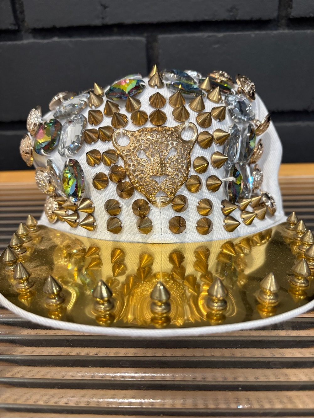 White and Gold Studded Jewel Cap with Leopard Emblem